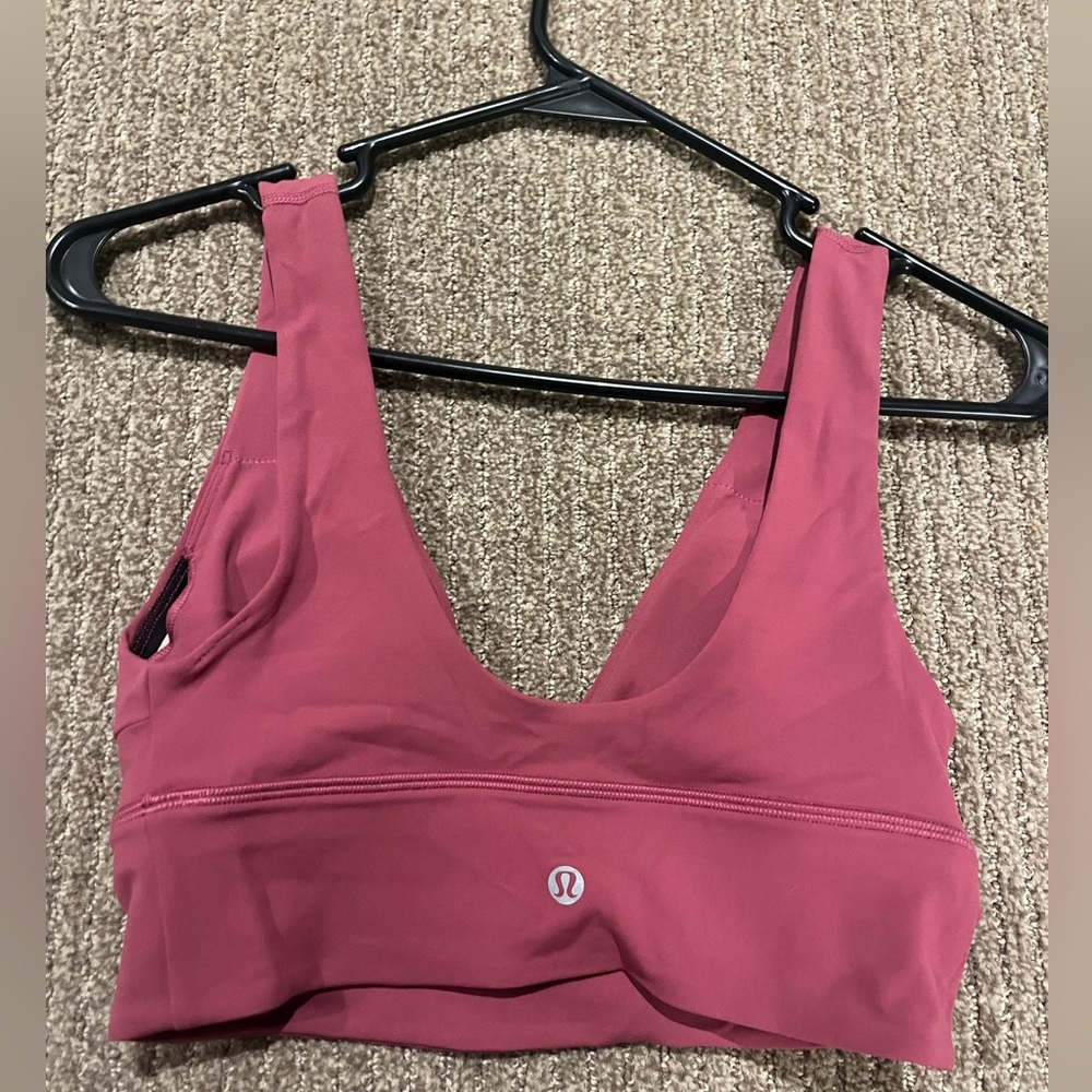 Lululemon sports bra